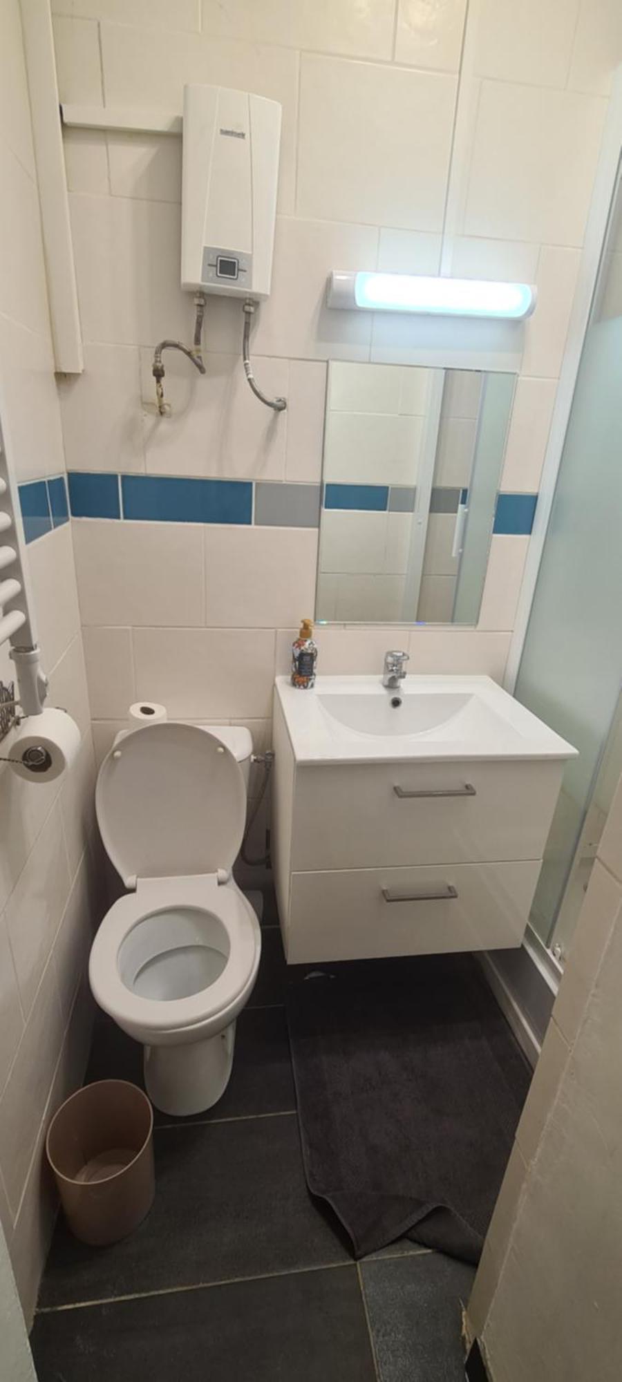 11 Bien Situe Et Fonctionnel * Parigi